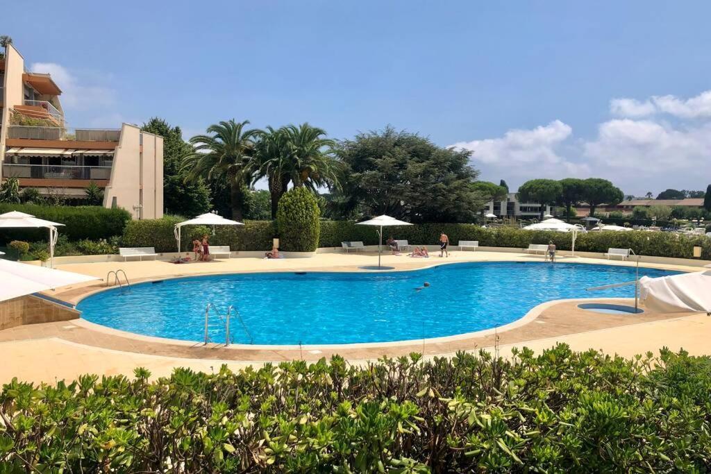Appartement Lumineux 6 Places Avec Vue Sur Marina Mandelieu Exteriér fotografie