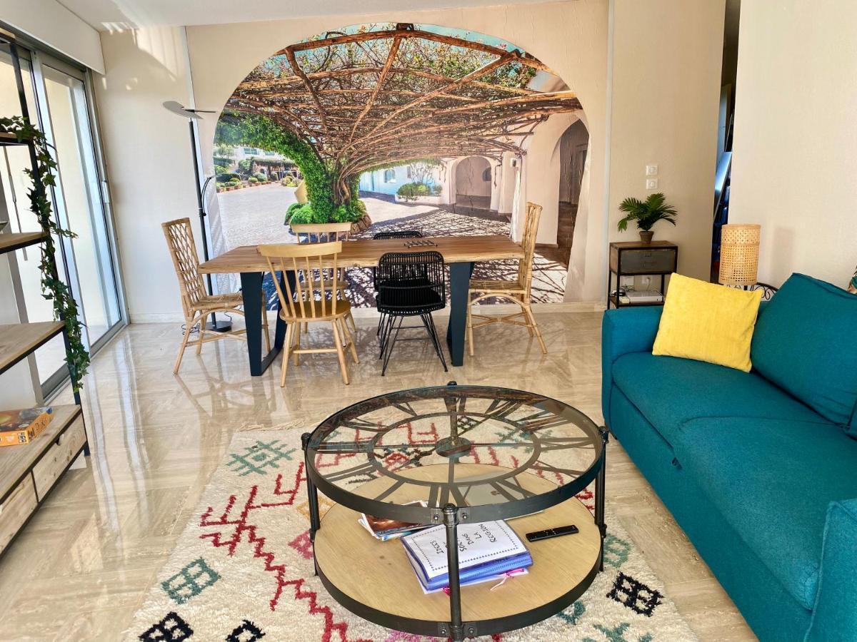 Appartement Lumineux 6 Places Avec Vue Sur Marina Mandelieu Exteriér fotografie